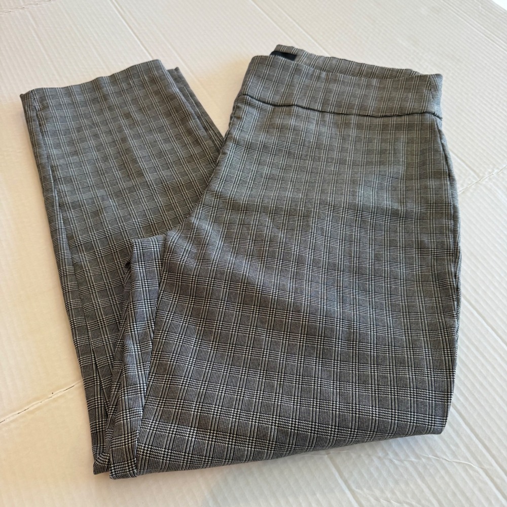 Massimo Fabbro‎ Italy Plaid Slim Leg Pants Women Size 12 Grey Black Career